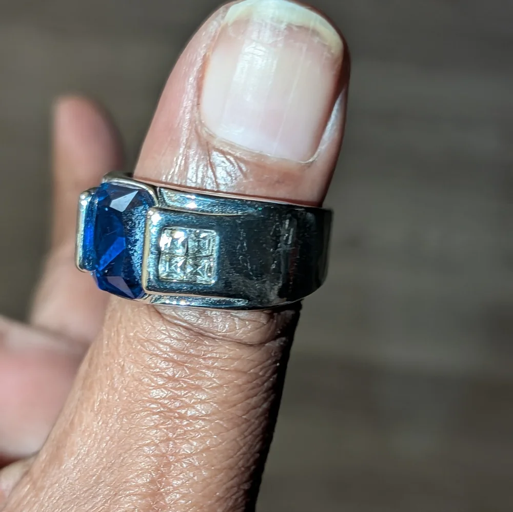 Men's Elegant Ring with Blue Gemstone Sz 10